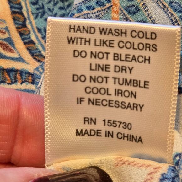 Rose + Olive Top Womens Size 2X Multi Floral Print Flutter Short Sleeve Boho - Picture 5 of 10